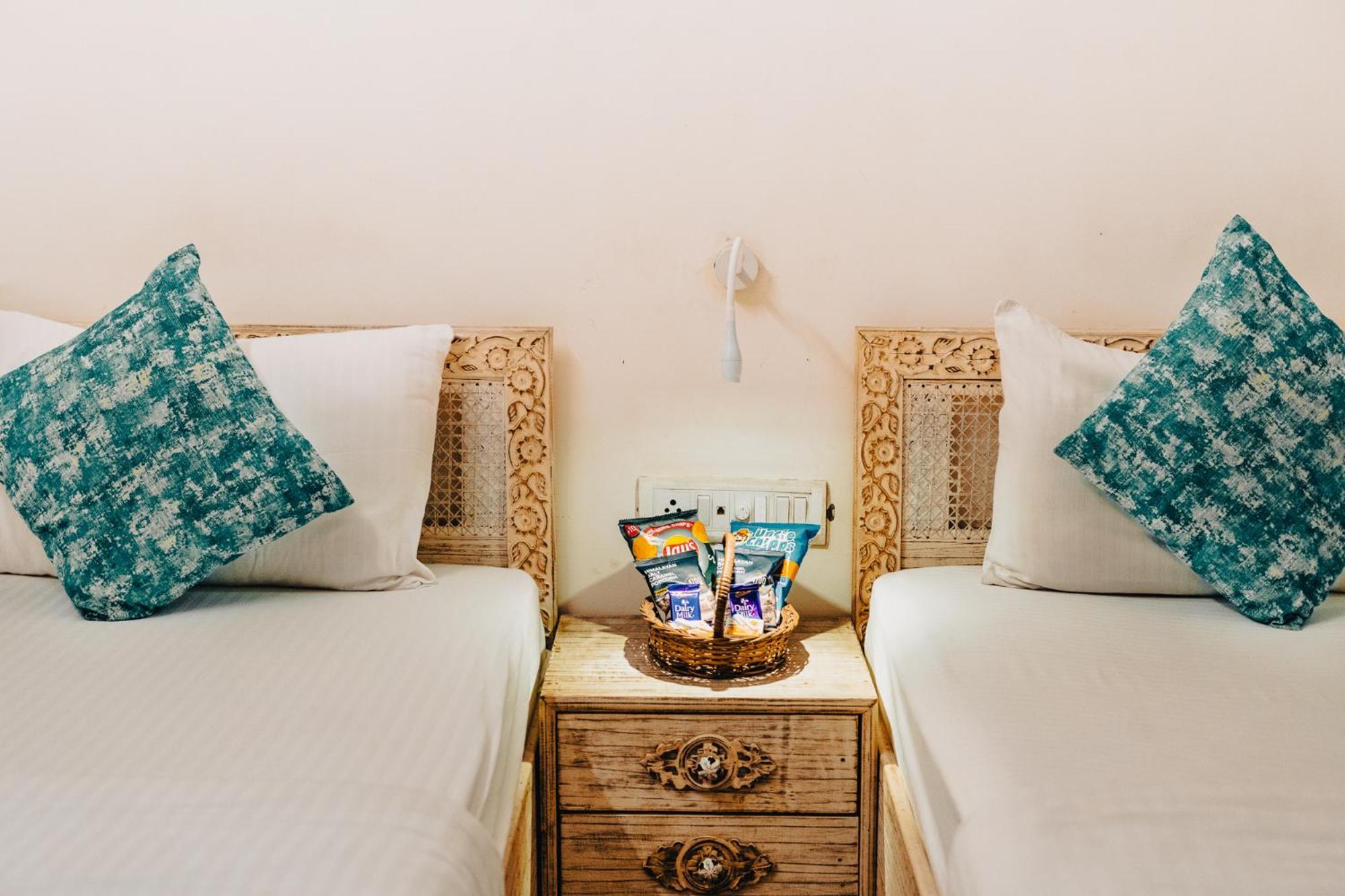ซาฟาร์นามา พาราณสี Bed & Breakfast ภายนอก รูปภาพ